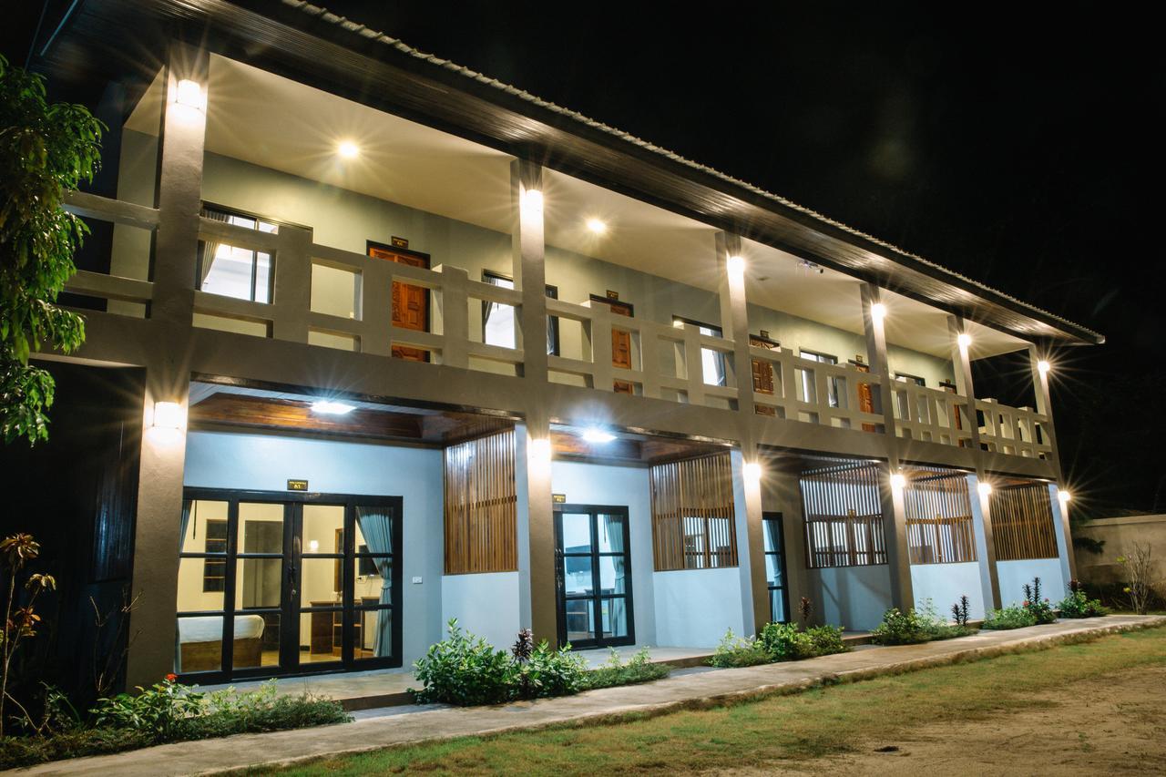 Billabong Hotel And Cafe Baan Tai Exterior foto