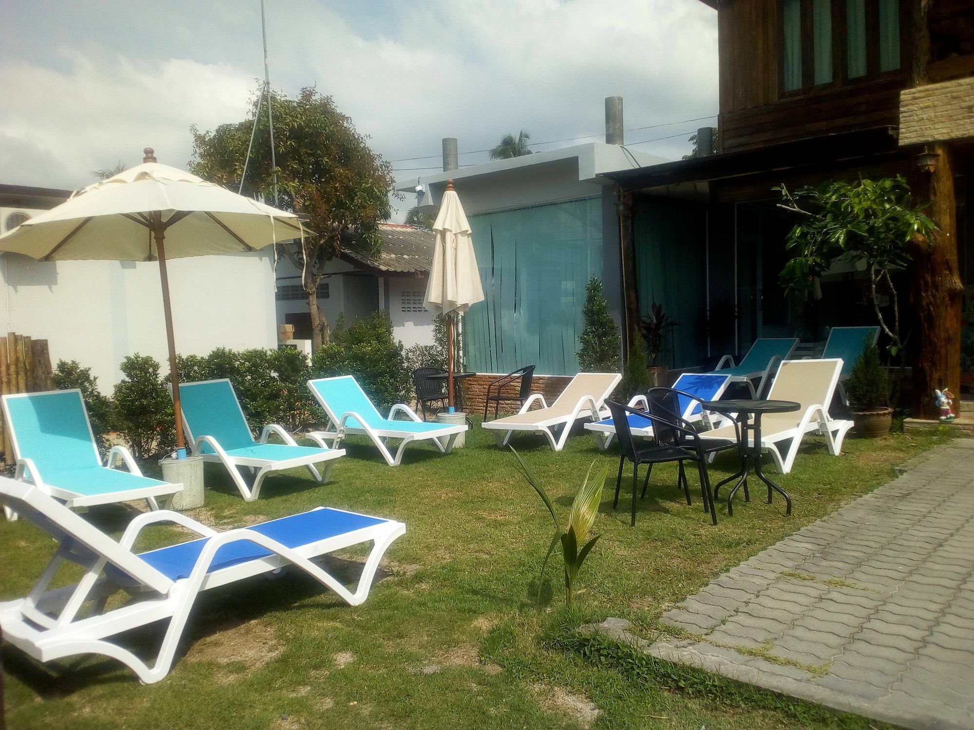 Billabong Hotel And Cafe Baan Tai Exterior foto